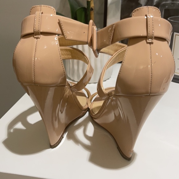 Giuseppe Zanotti Patent Wedge Sandals - Picture 8 of 11